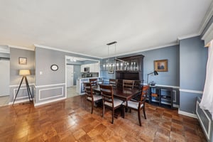 900 S Hanley Rd 7D-S2802-011.jpg