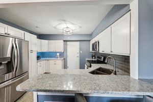 900 S Hanley Rd 7D-S2802-016.jpg