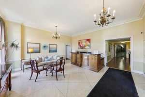900 S Hanley Rd 7D-S2802-021.jpg