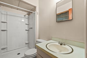  Photo 24
