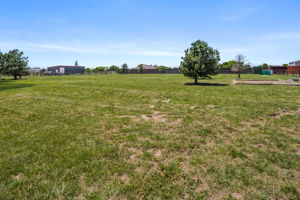 9000 Blenheim Dr 06
