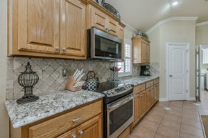 9000 Blenheim Dr 18