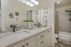 9000 Blenheim Dr 28