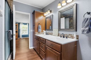 Primary Bathroom_1