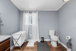 Primary Bathroom_2