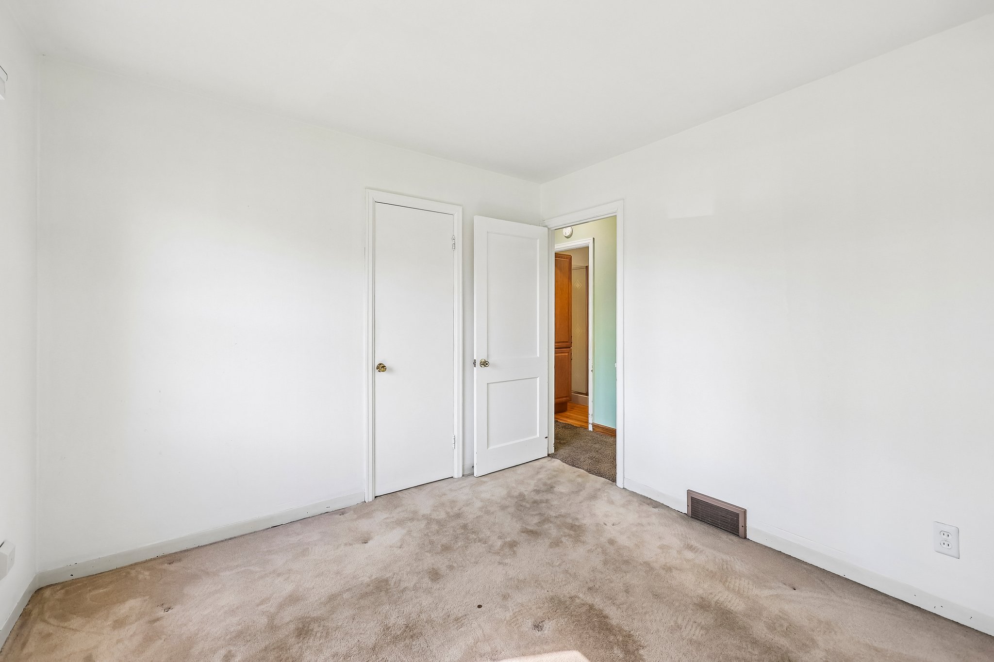 Park Ave S-S2504-021.jpg