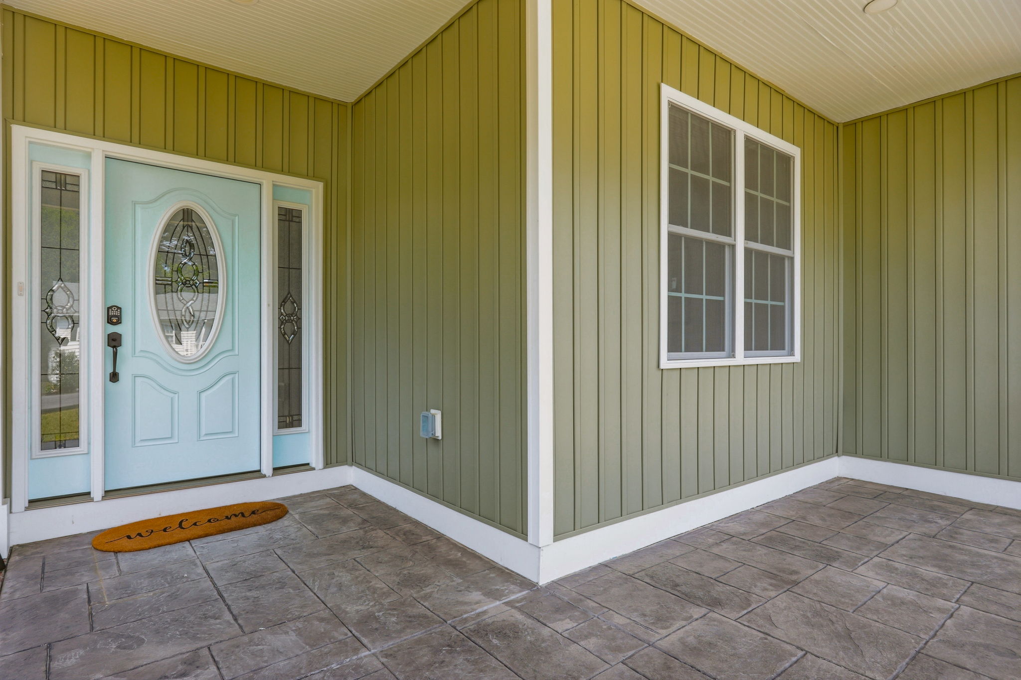05-Front Porch