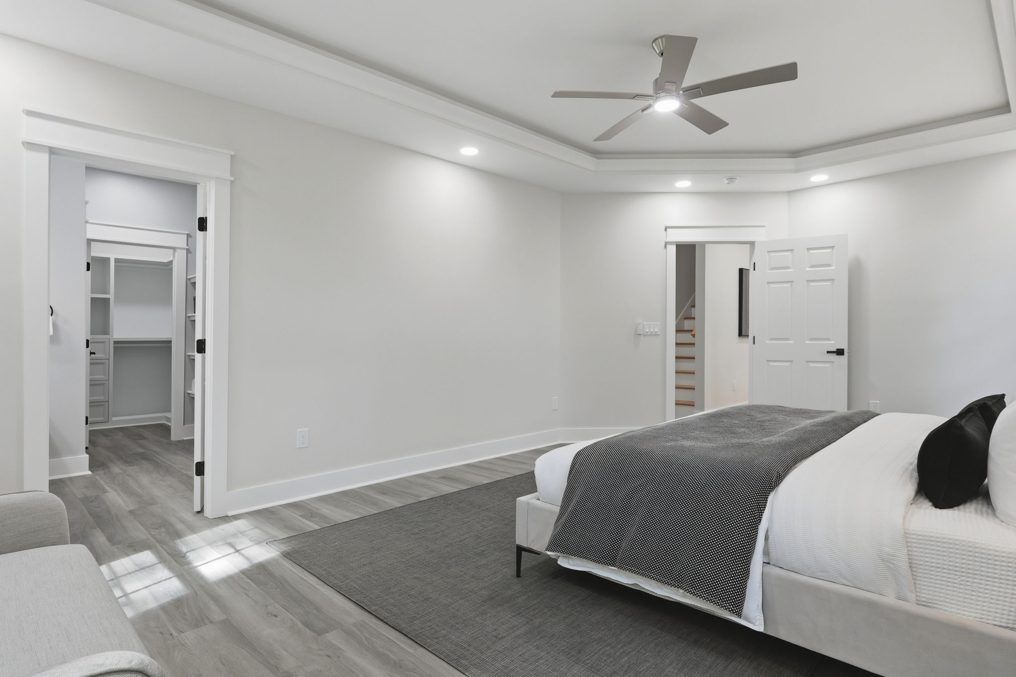 18-Primary Bedroom