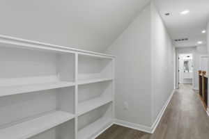 25-Hall L2