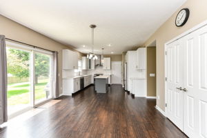 Breakfast Room & Kitchen