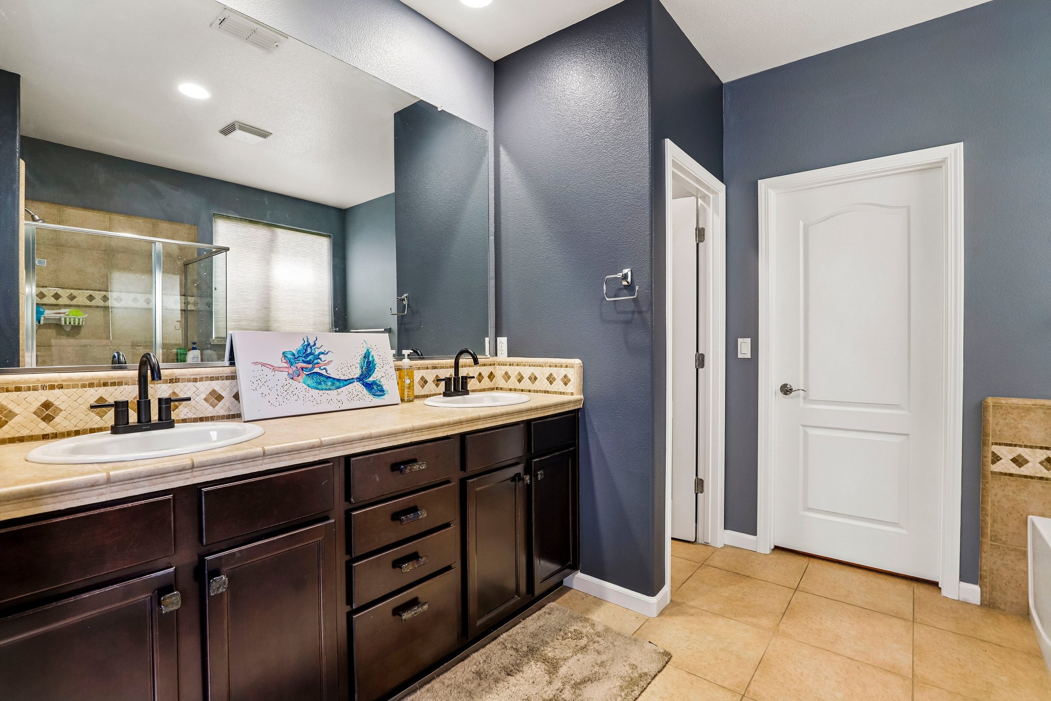 Clarissa Dr-S2104-028.jpg