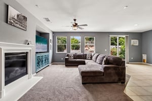 Clarissa Dr-S2104-005.jpg