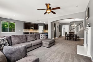 Clarissa Dr-S2104-006.jpg