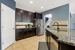 Clarissa Dr-S2104-014.jpg