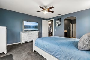 Clarissa Dr-S2104-027.jpg