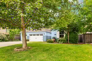 Clarissa Dr-S2104-002r.jpg