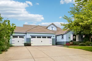 Clarissa Dr-S2104-003r.jpg