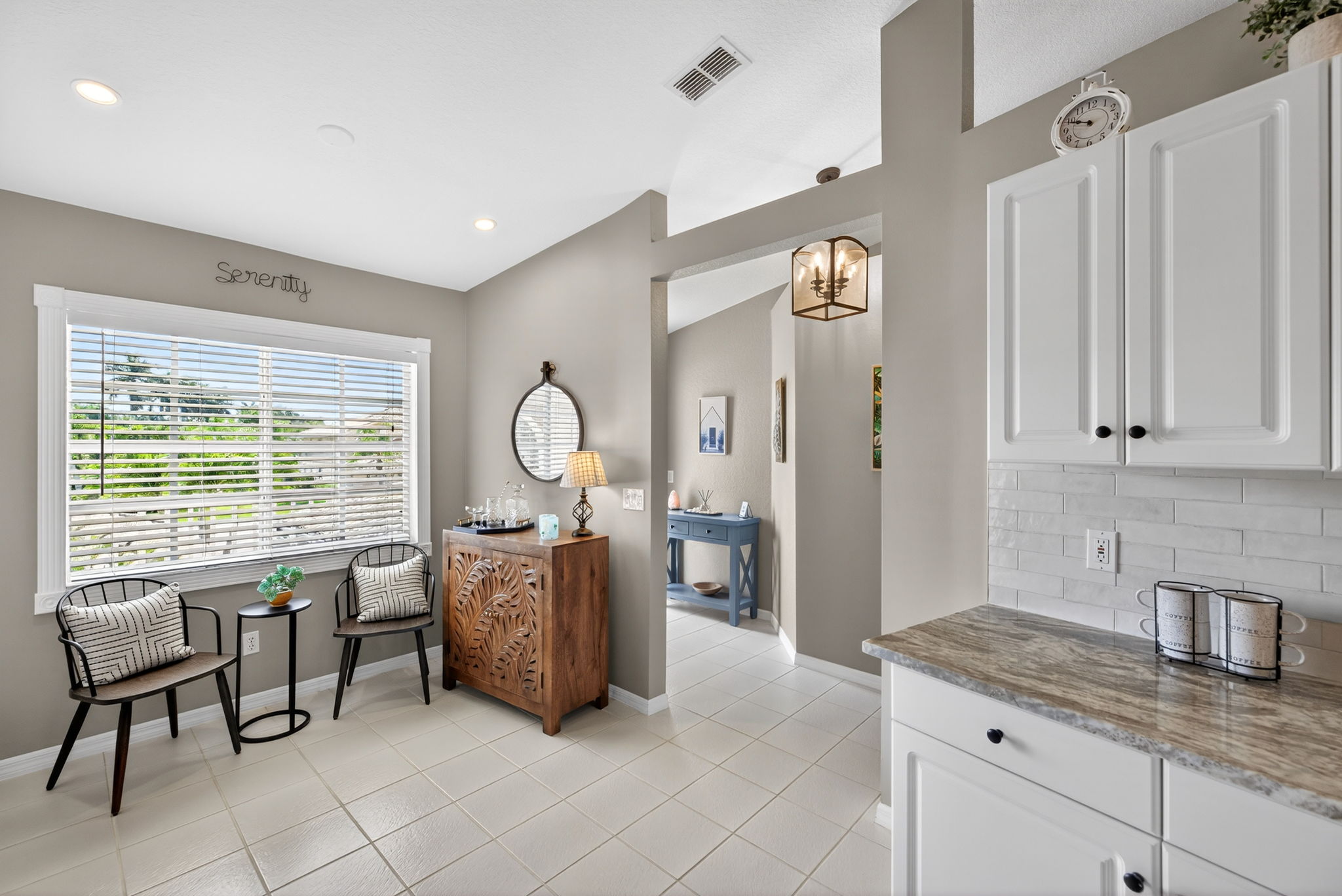 Breakfat Nook 1 of 2