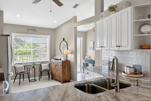 Breakfat Nook 2 of 2