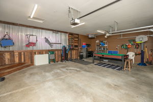 33-Heated garage