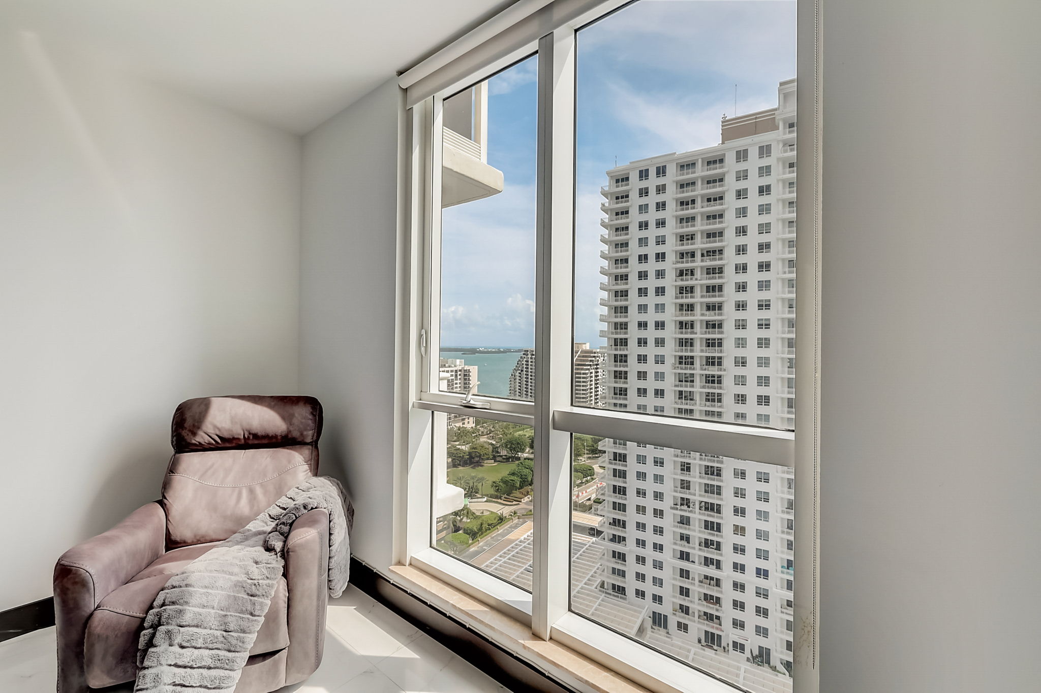 Brickell Key Blvd apt 2303-026