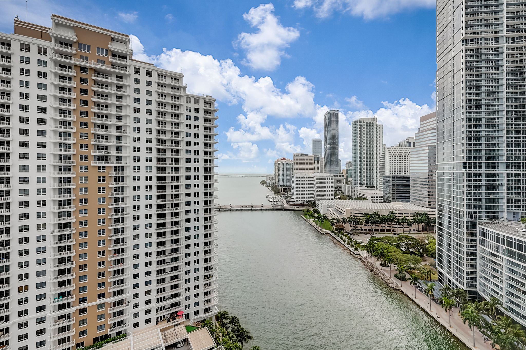Brickell Key Blvd apt 2303-042