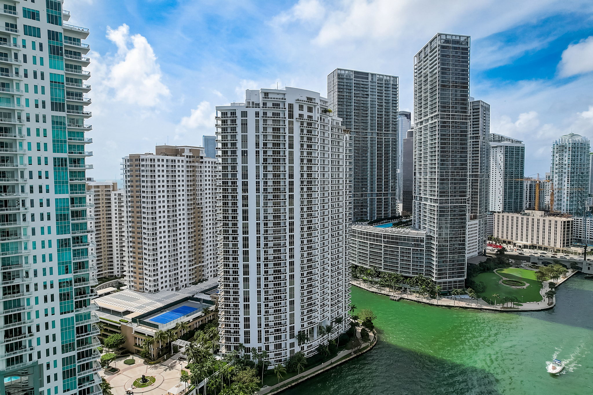 Brickell Key Blvd apt 2303-047