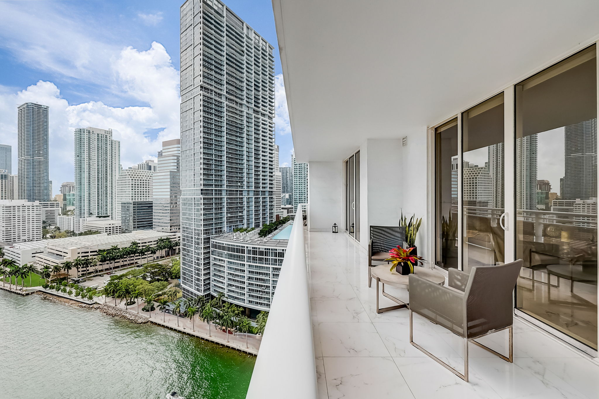 Brickell Key Blvd apt 2303-044
