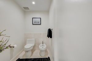 Brickell Key Blvd apt 2303-021