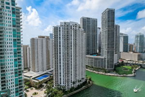 Brickell Key Blvd apt 2303-047