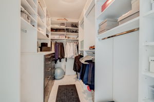 Brickell Key Blvd apt 2303-015