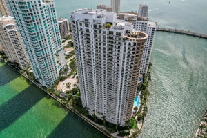 Brickell Key Blvd apt 2303-049