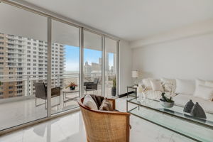 Brickell Key Blvd apt 2303-008