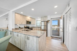 Breakfast Bar - Kitchen