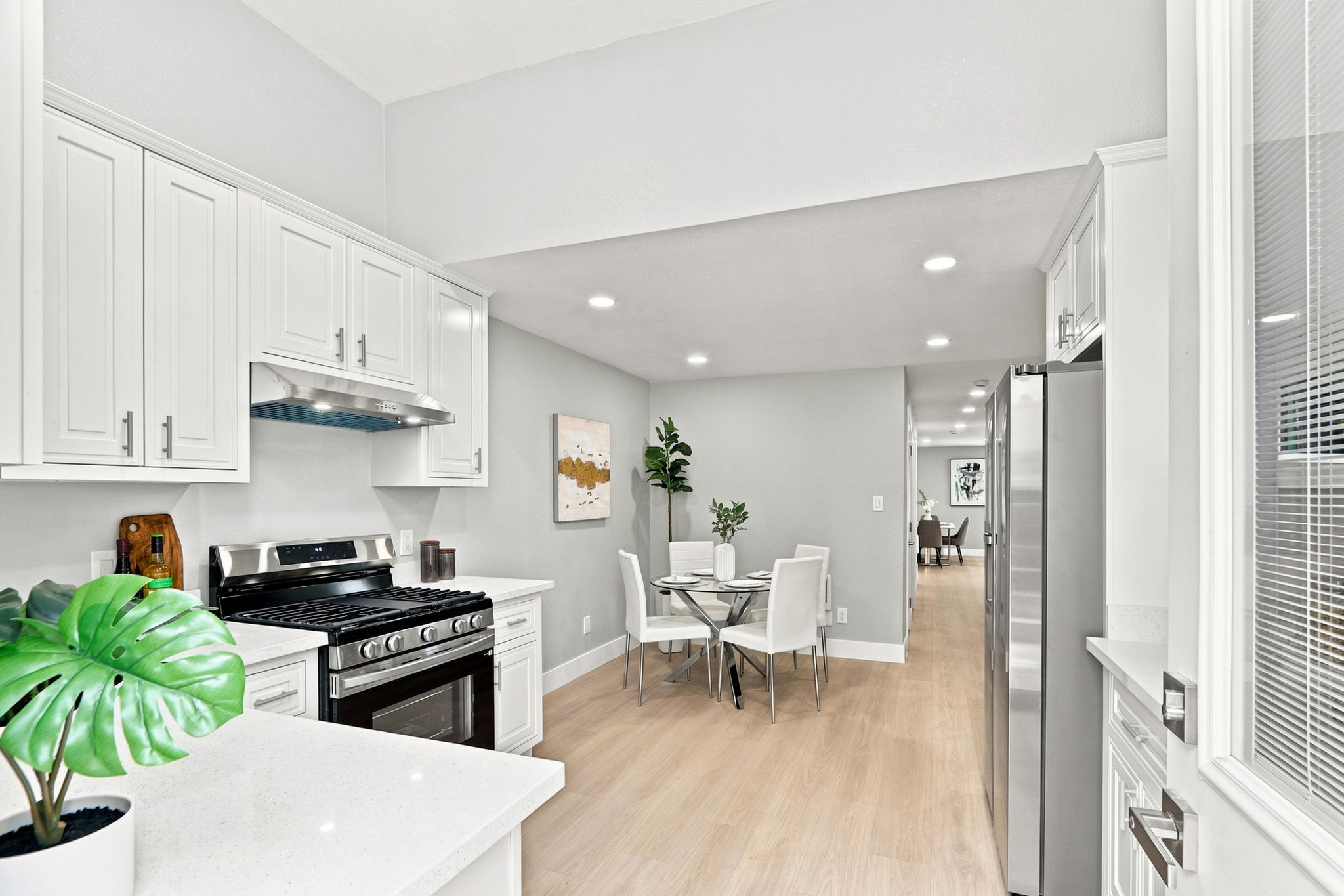 020_F8_901 Hanover St 901-903