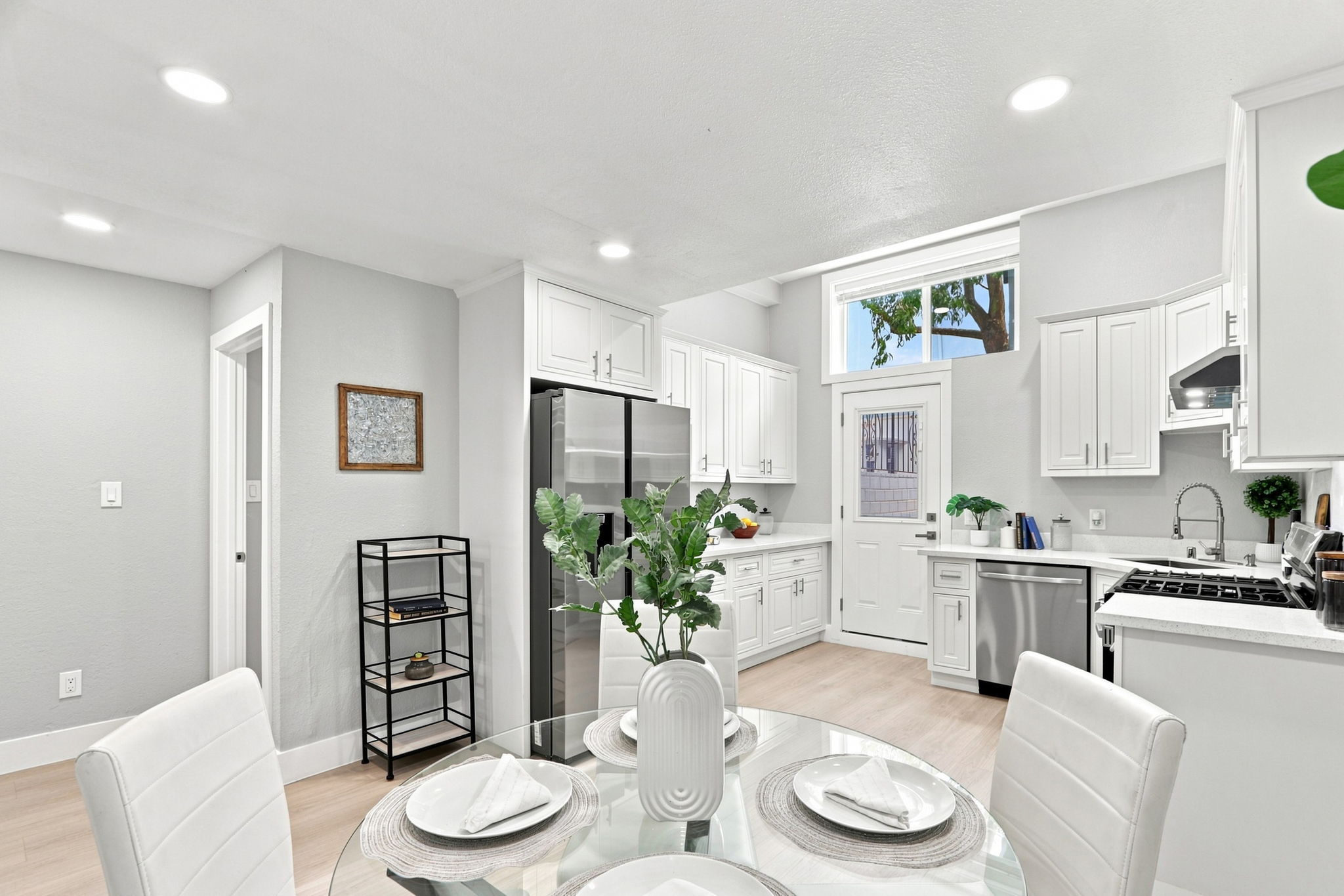 024_F8_901 Hanover St 901-903