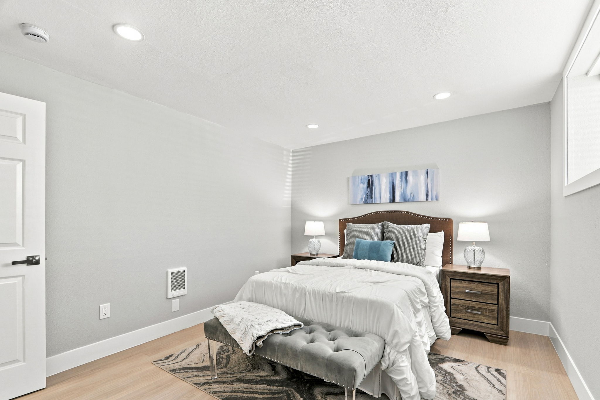 036_F8_901 Hanover St 901-903