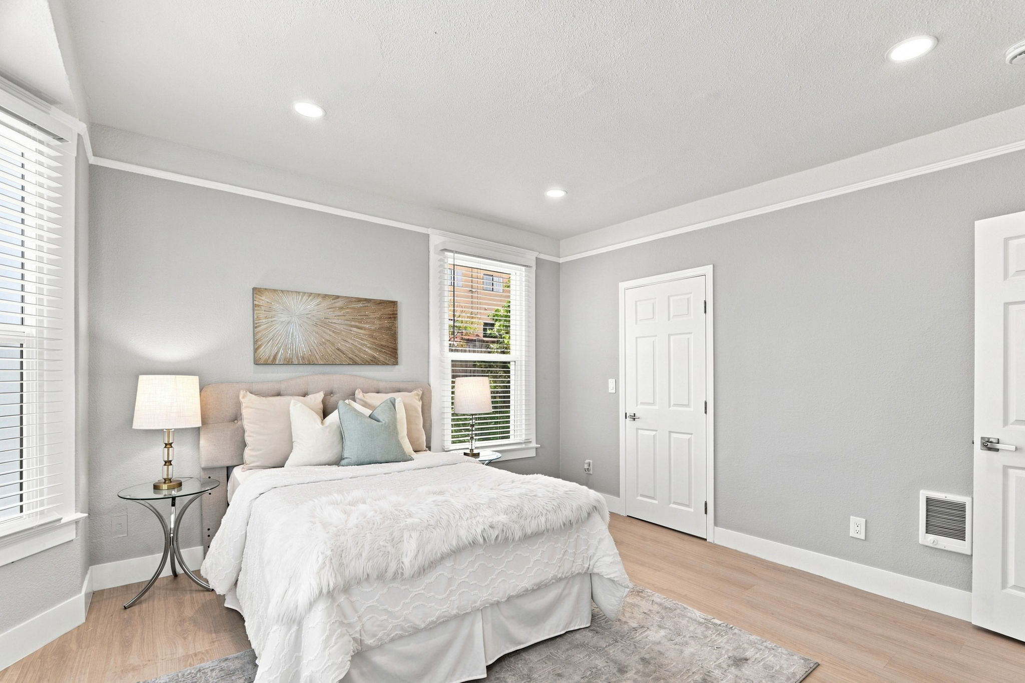 045_F8_901 Hanover St 901-903