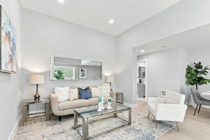 007_F8_901 Hanover St 901-903