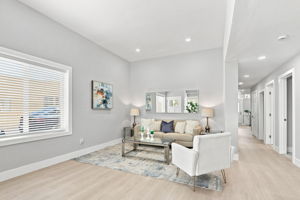 008_F8_901 Hanover St 901-903