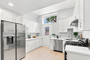 017_F8_901 Hanover St 901-903