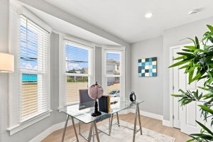 033_F8_901 Hanover St 901-903