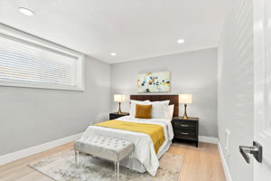039_F8_901 Hanover St 901-903