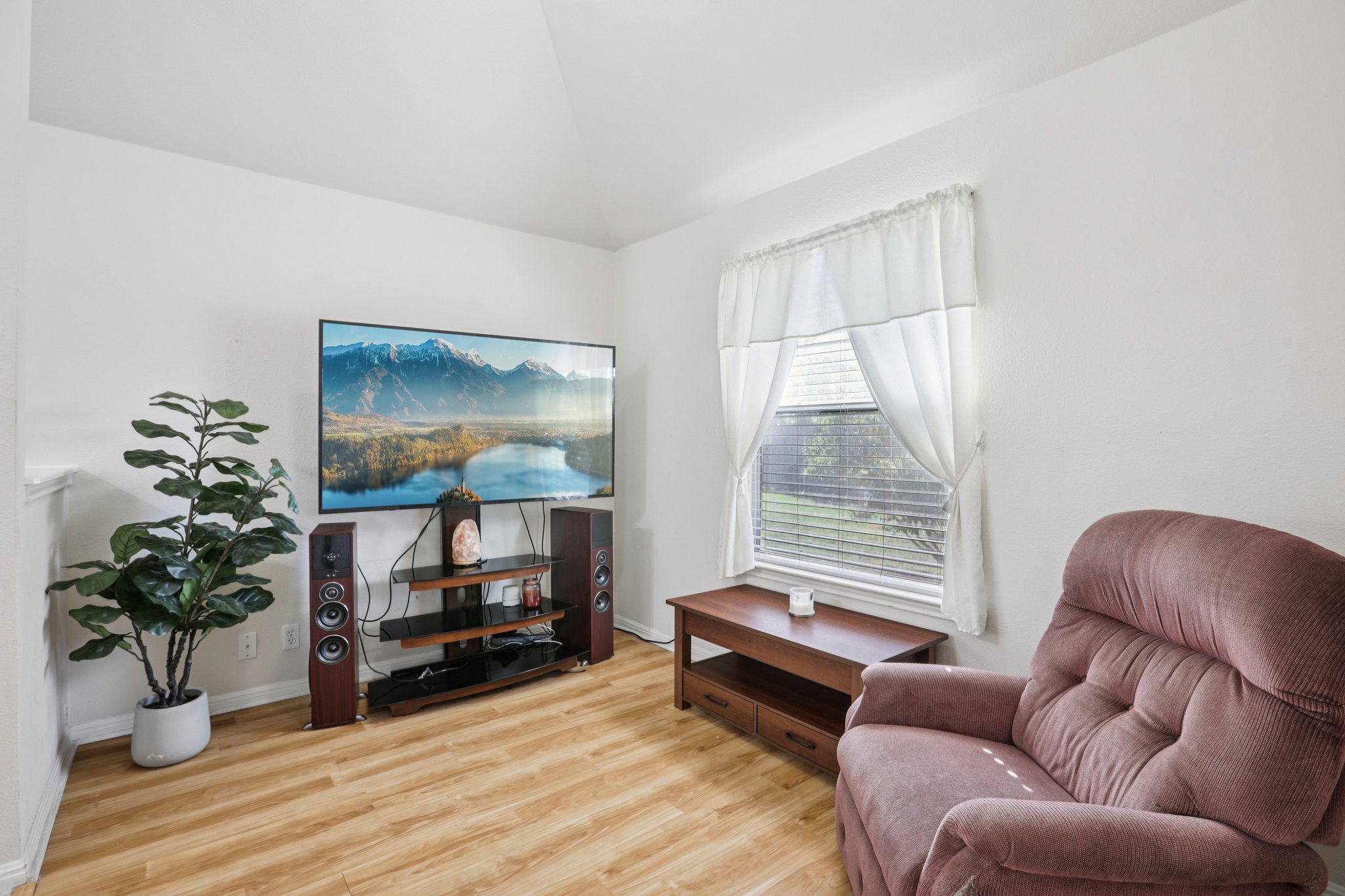 Kenneys Way-S0704-023.jpg