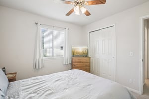 Kenneys Way-S0704-017.jpg