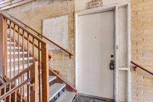 Front Entry Detail