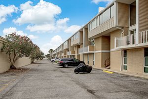 Seaplace Condos