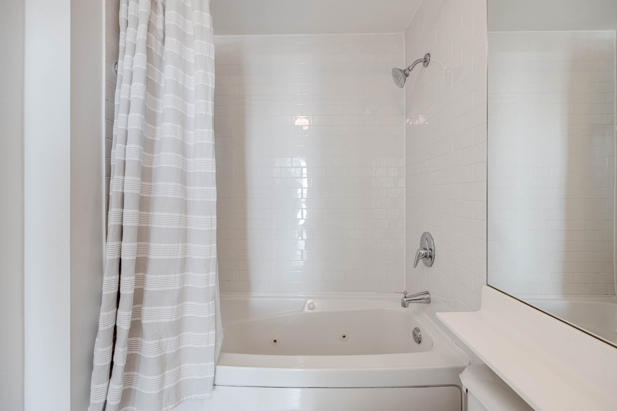 Toronto property showcase — delivered property photograph 22
