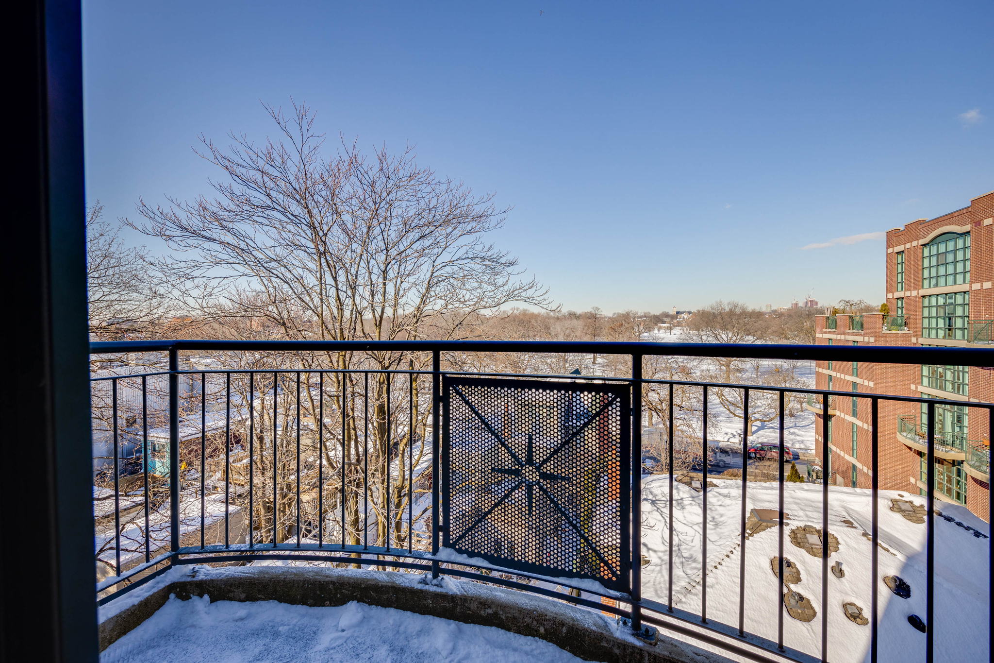 Toronto property showcase — delivered property photograph 26
