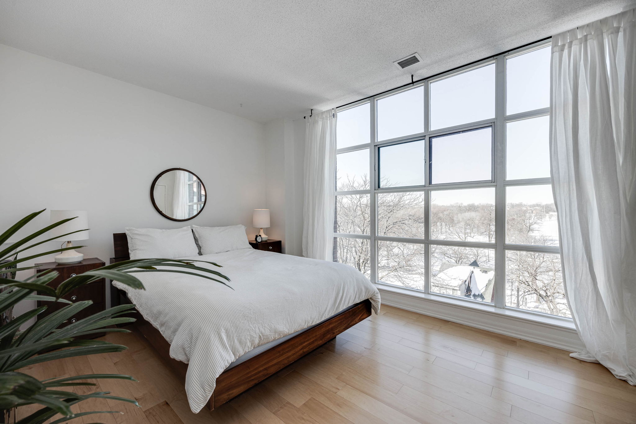 Toronto property showcase — delivered property photograph 14